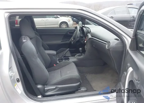 2011 Scion Tc из США, поврежденный, VIN JTKJF5C70B3007775